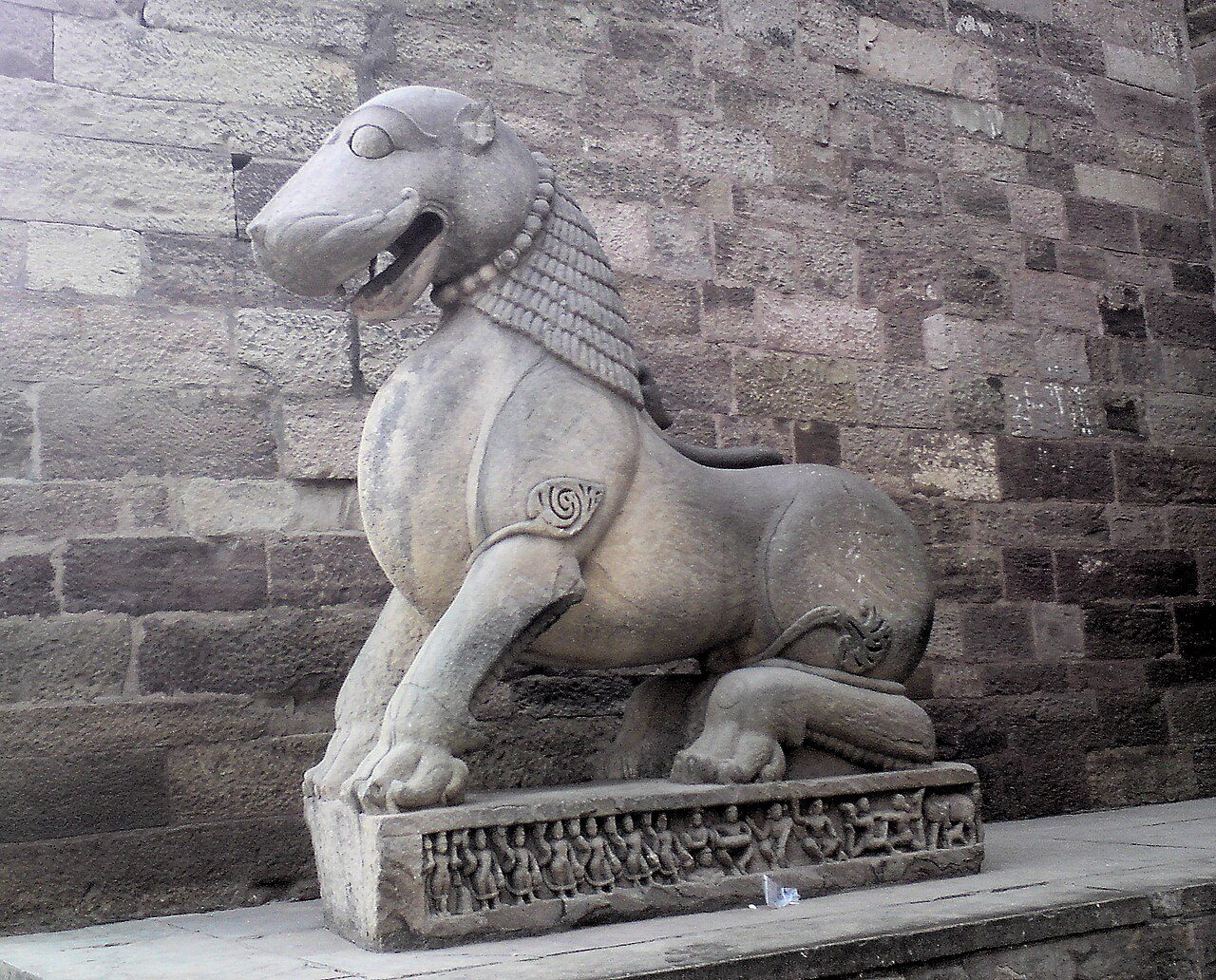 Gujari Mahal Museum