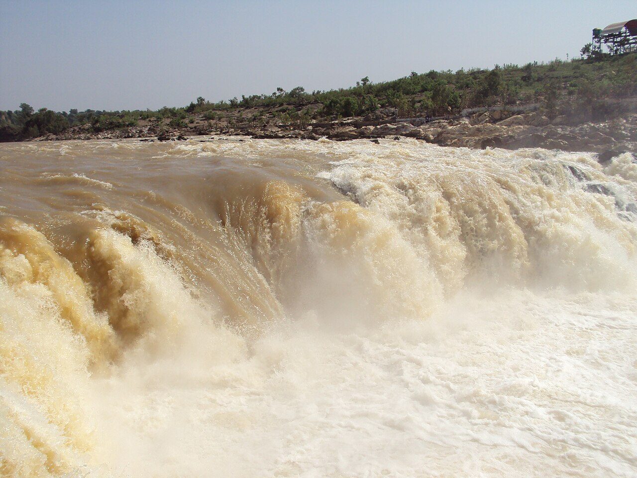 Dhuandhar Falls