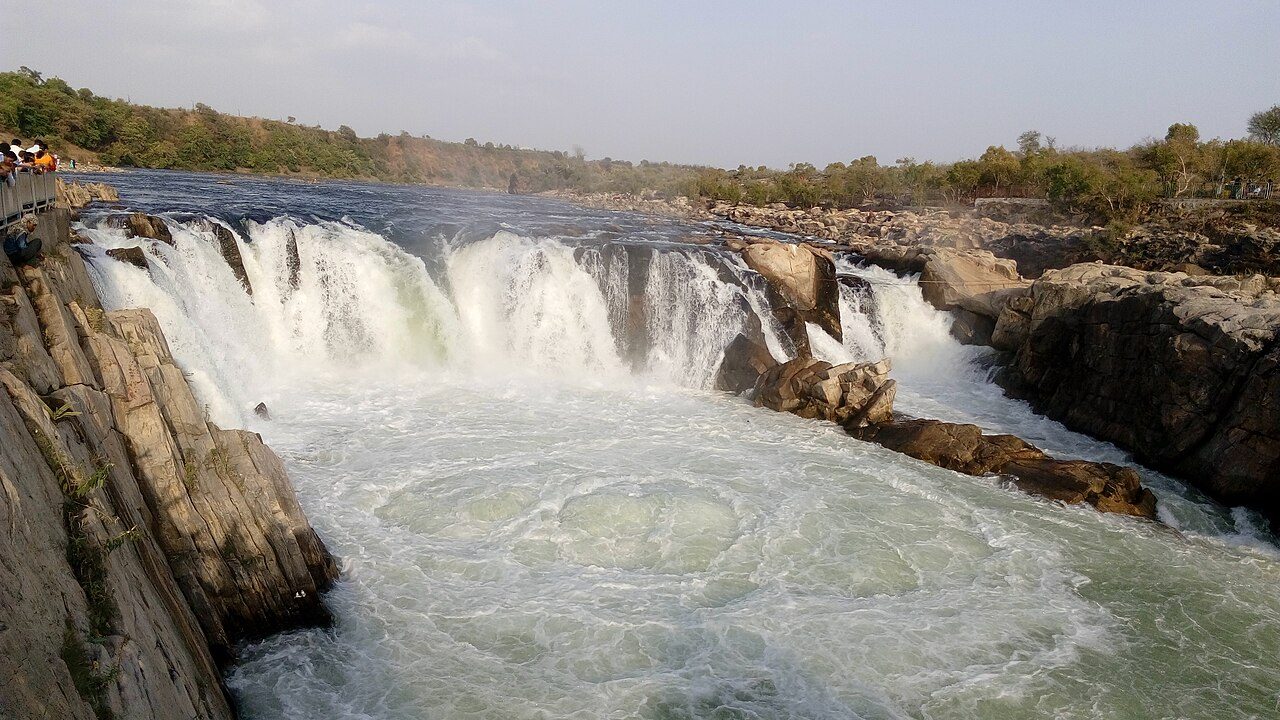 Dhuandhar Falls