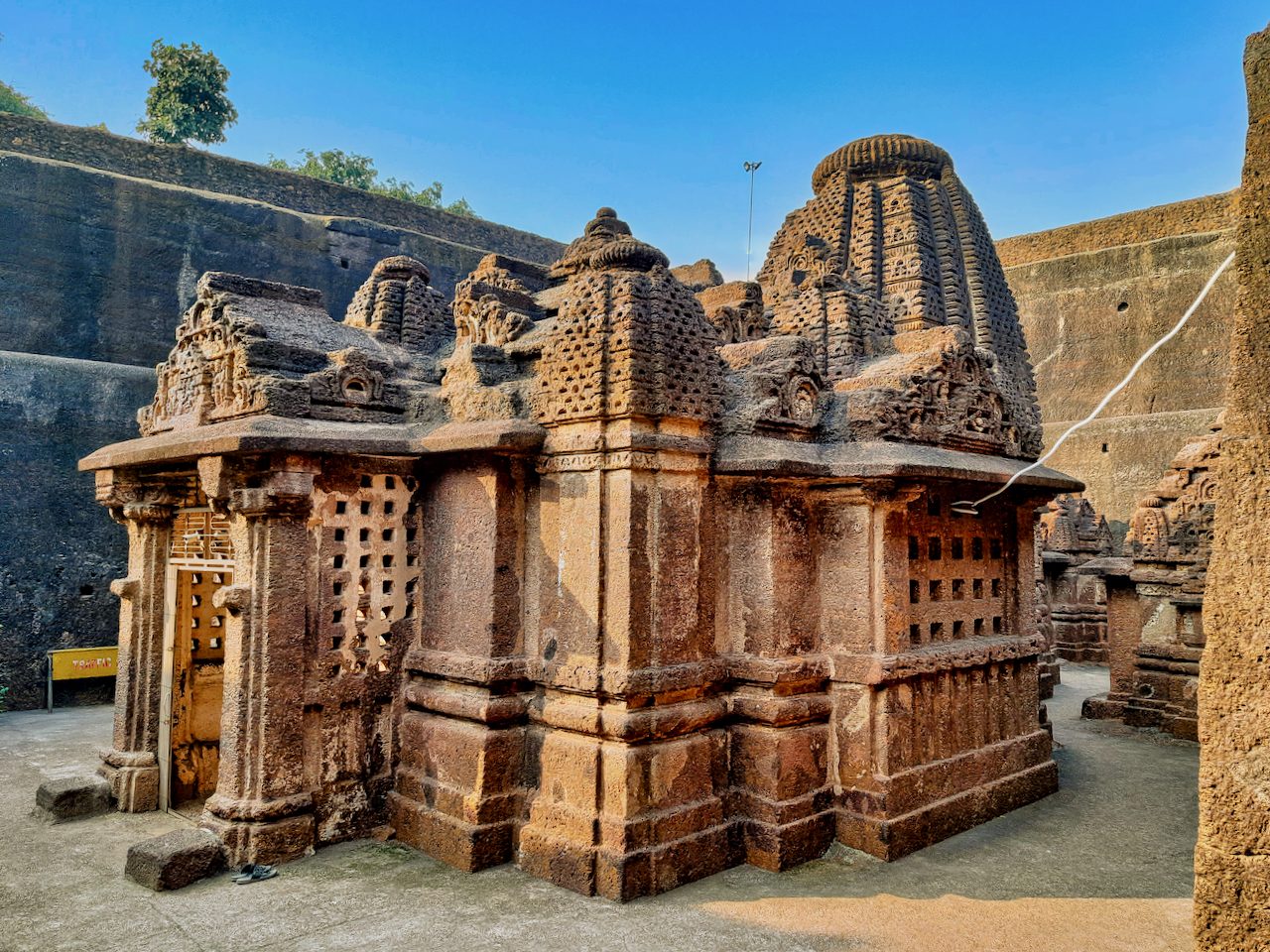 Dharmrajeshwar Temple