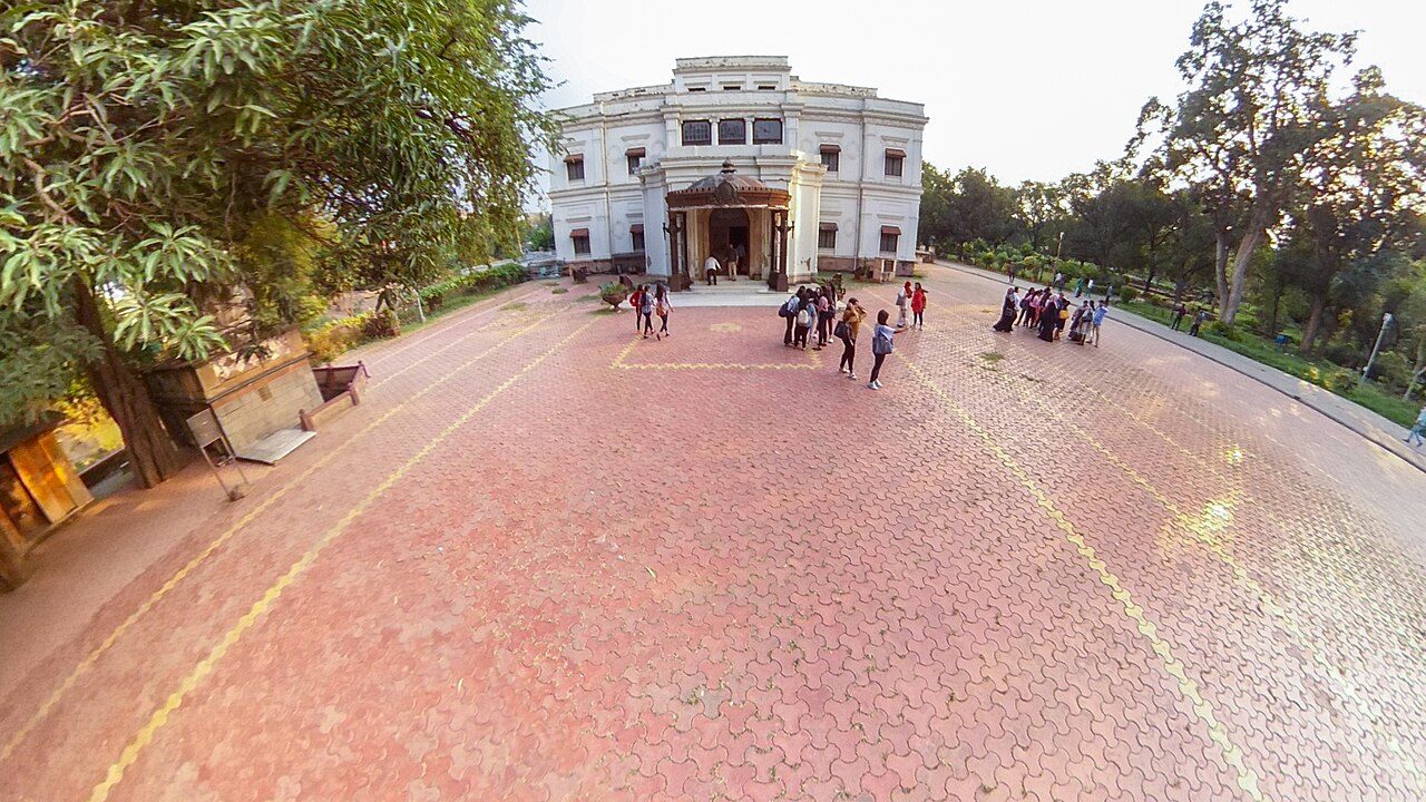 Lal Bagh Palace
