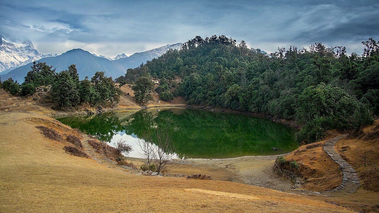 Deoria Tal