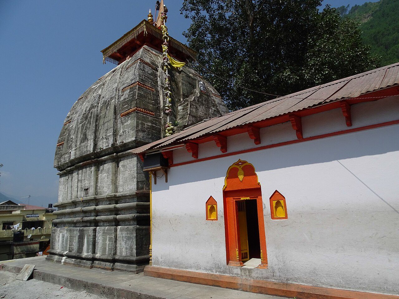 Kashi Vishwanath Temple Uttarkashi