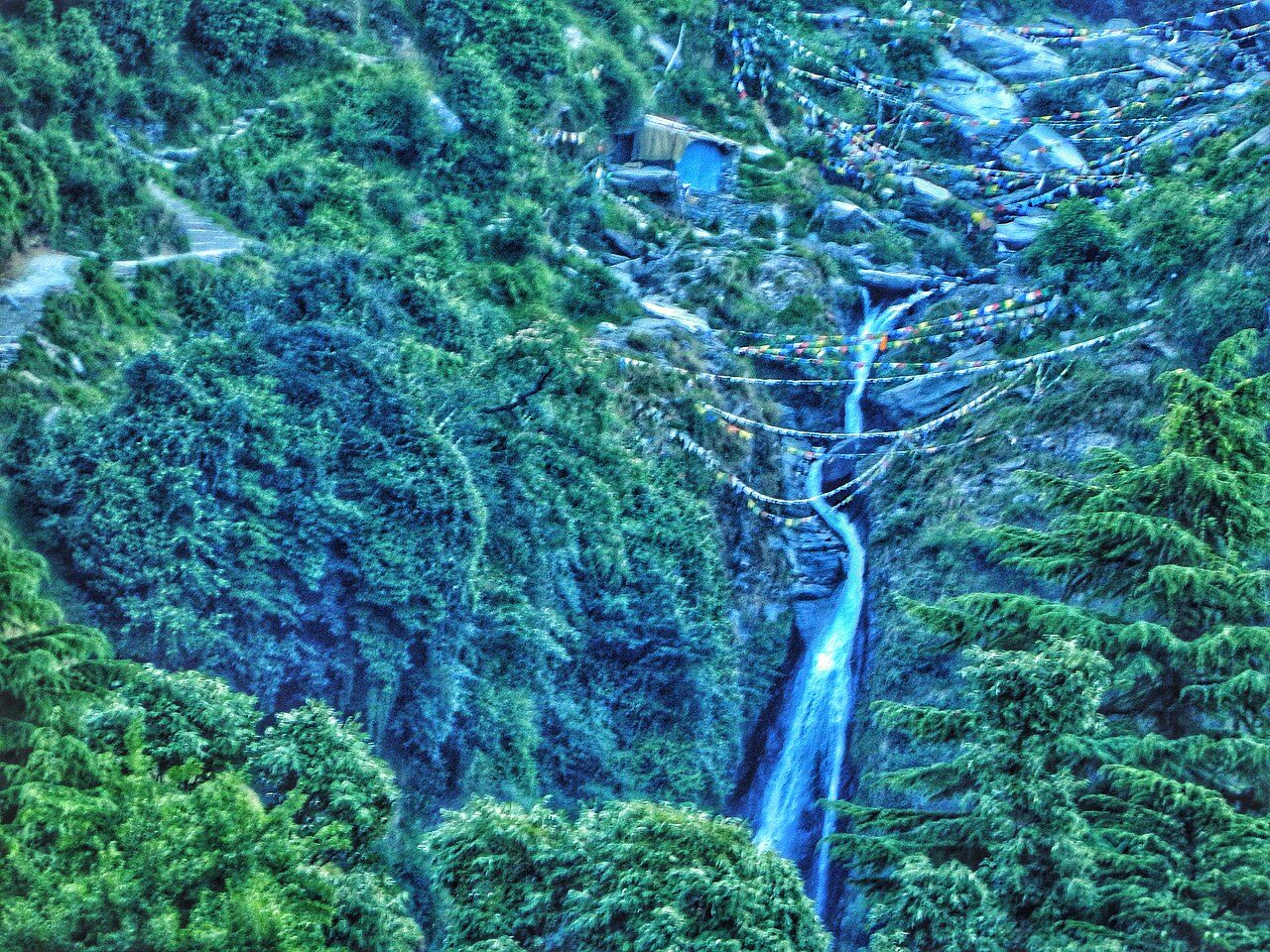 Bhagsu Waterfall