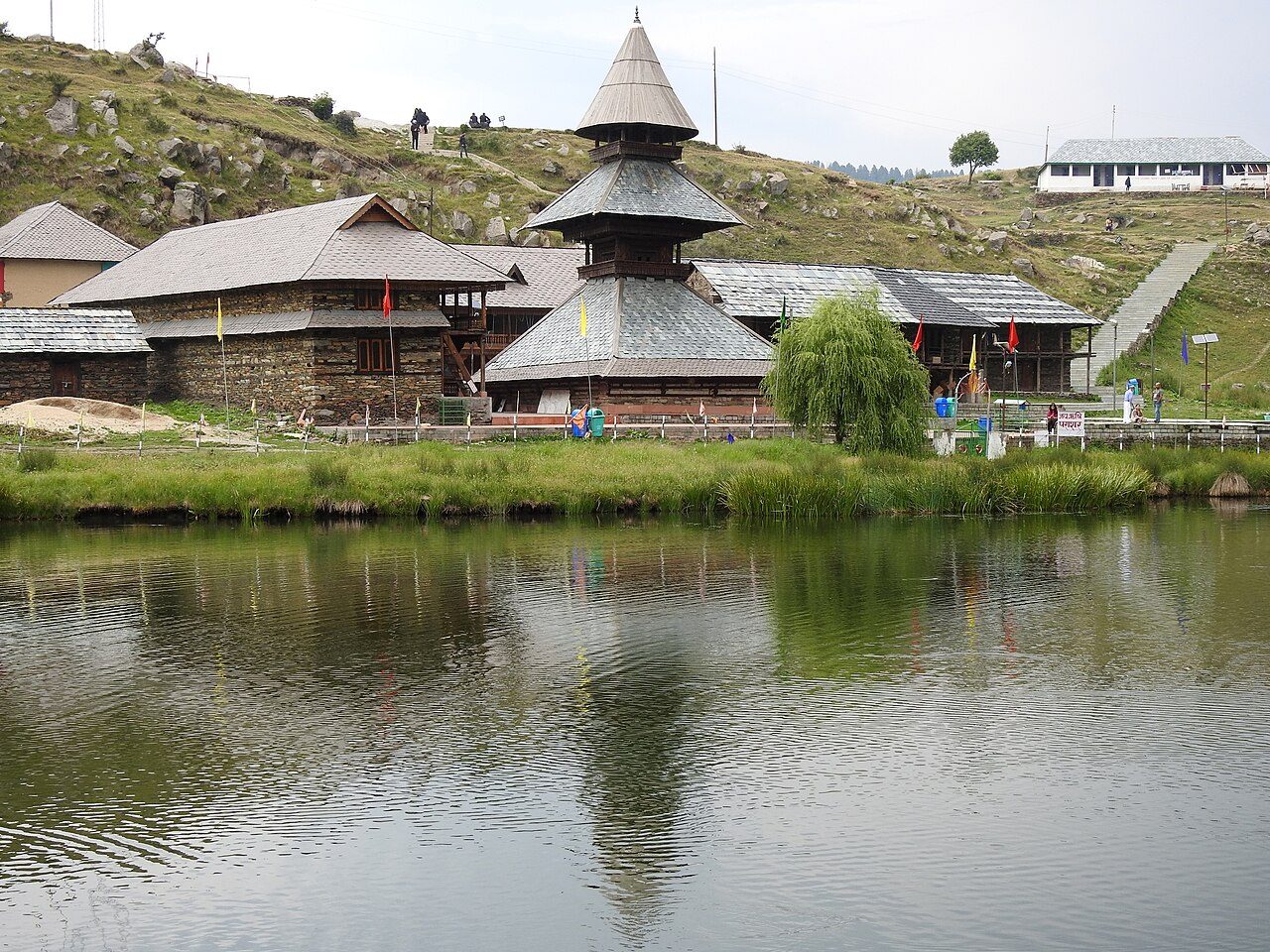 Mandi, Prashar Lake and the Tirthan Valley in 5 Days