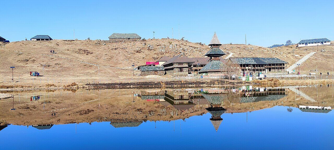 Prashar Lake
