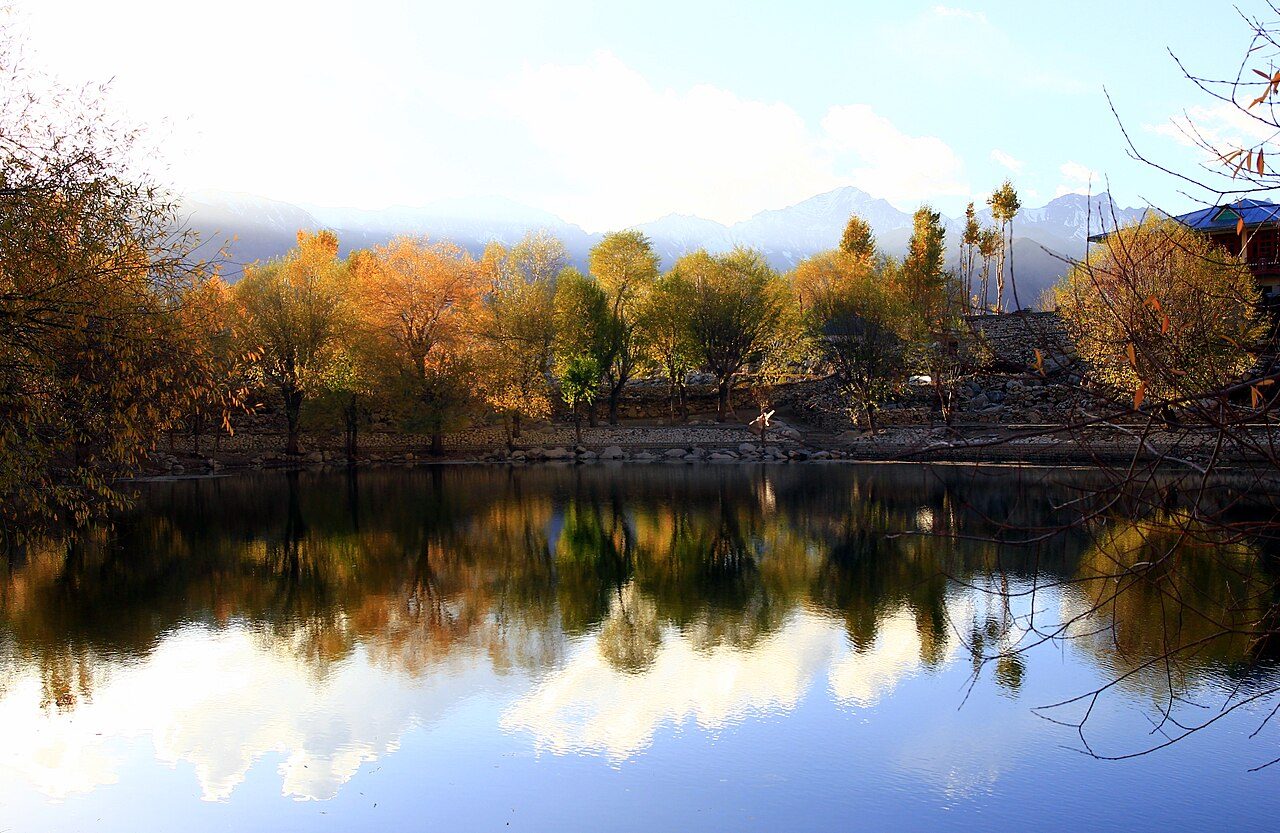 Nako Lake