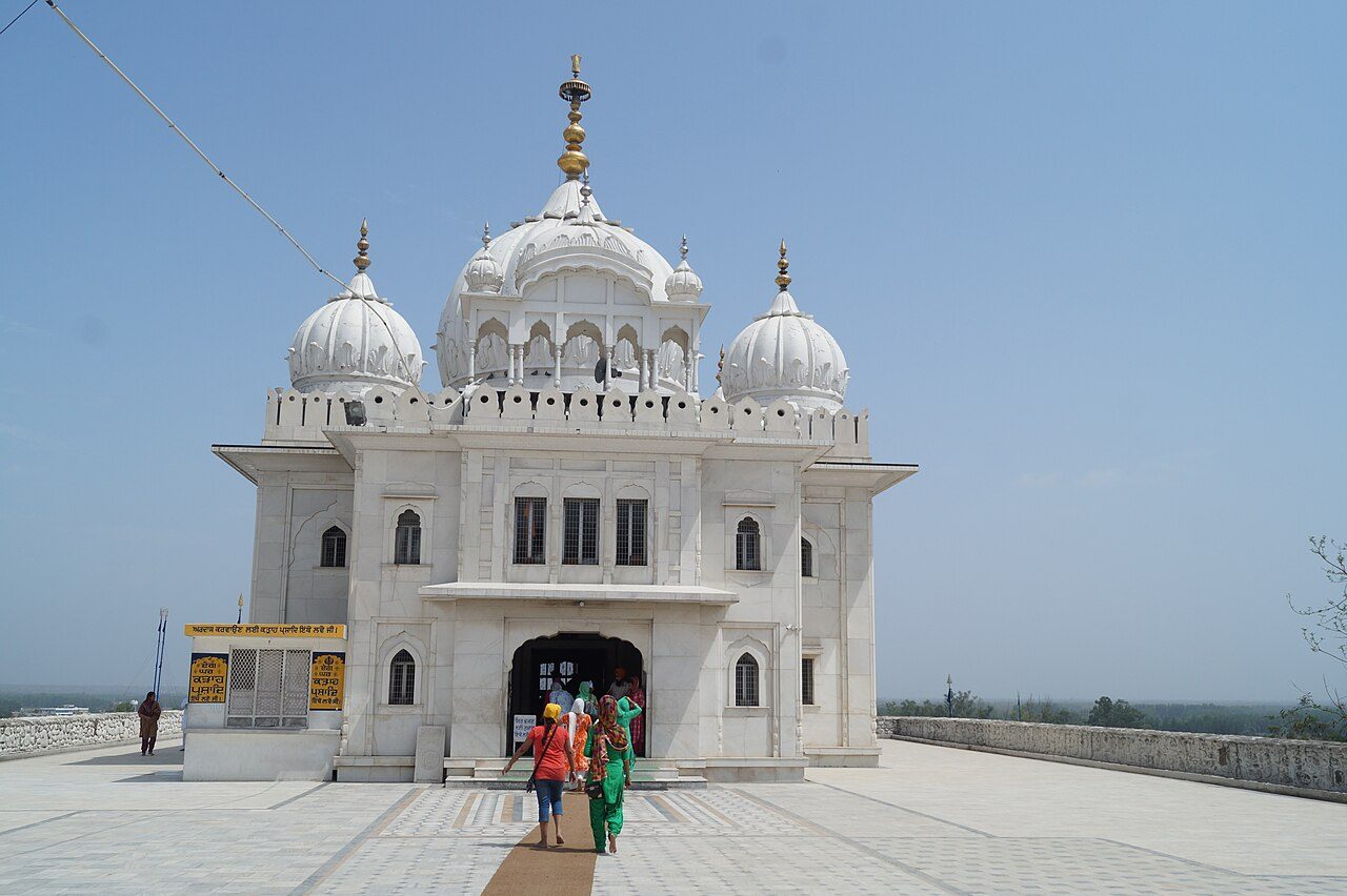 Takht Sri Kesgarh Sahib