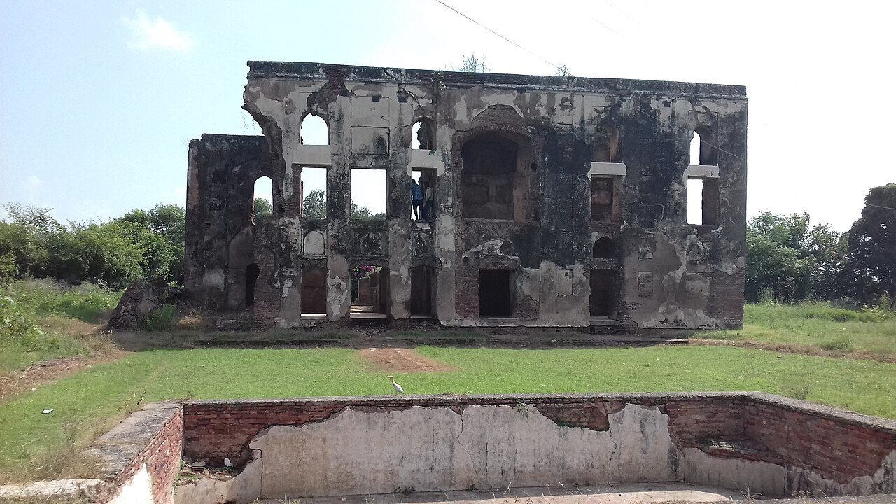 Aam Khas Bagh