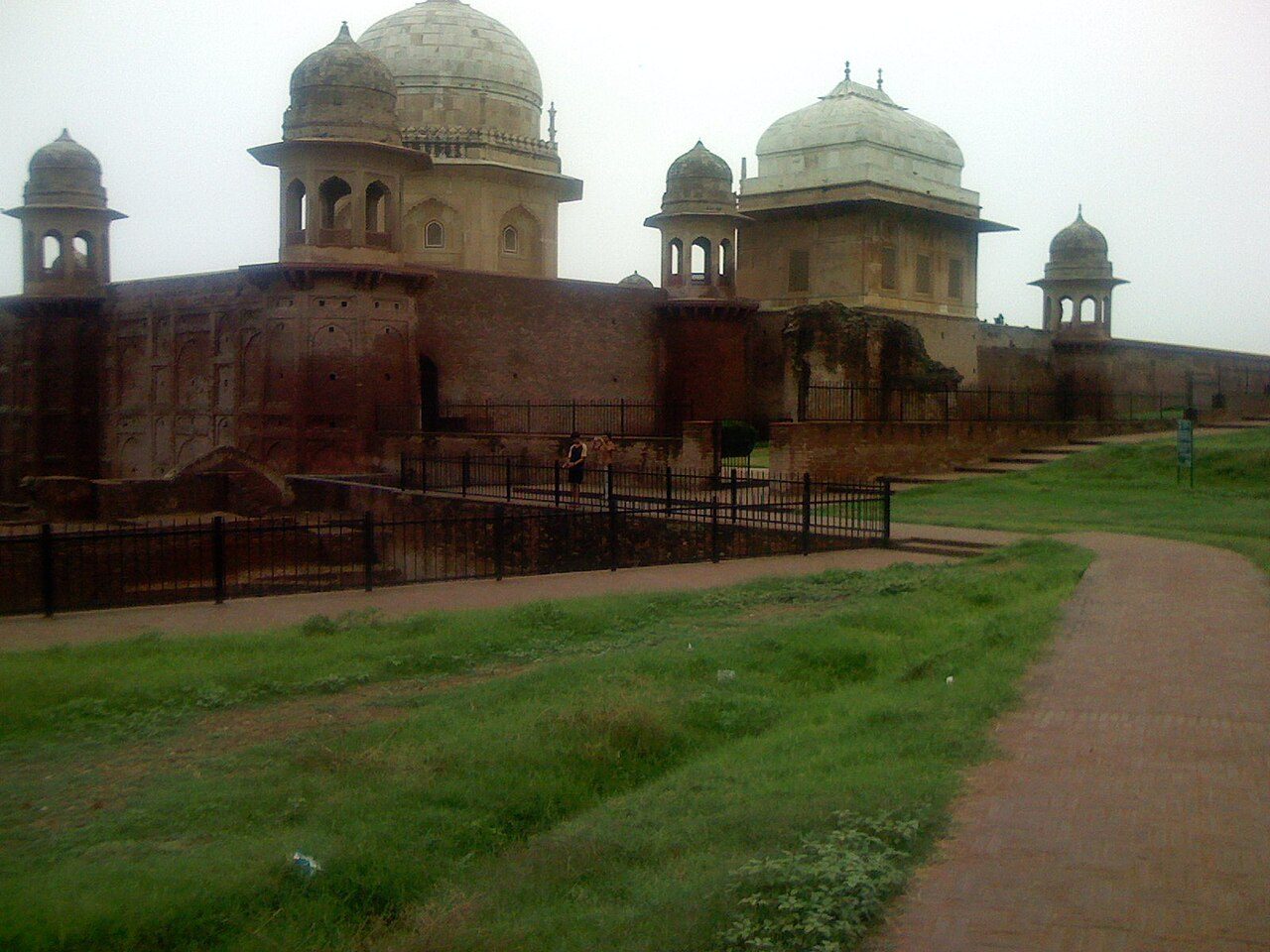 Sheikh Chilli's Tomb