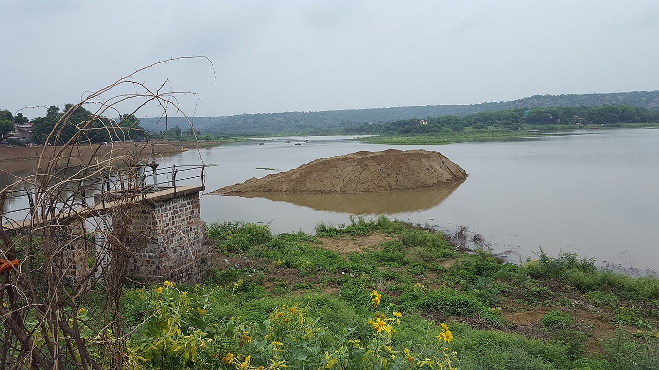 Damdama Lake