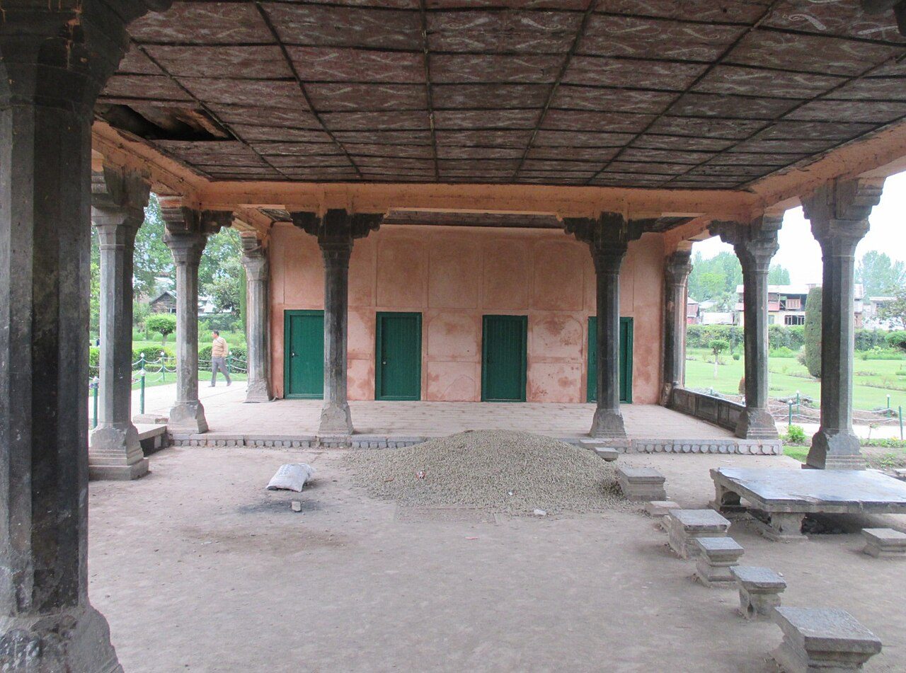 Shalimar Bagh Srinagar
