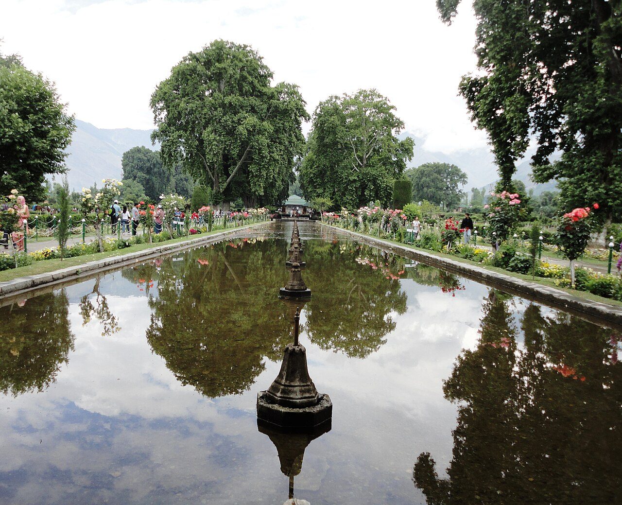 Shalimar Bagh Srinagar