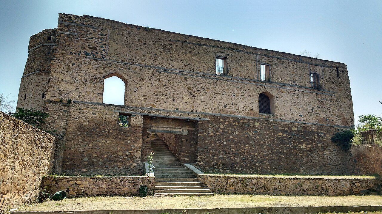 Hari Parbat Fort