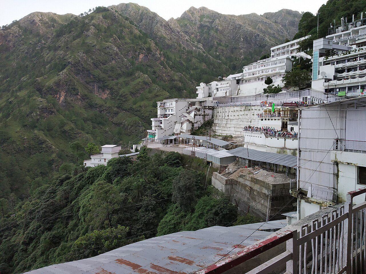 Jammu, Patnitop and Vaishno Devi in 4 Days