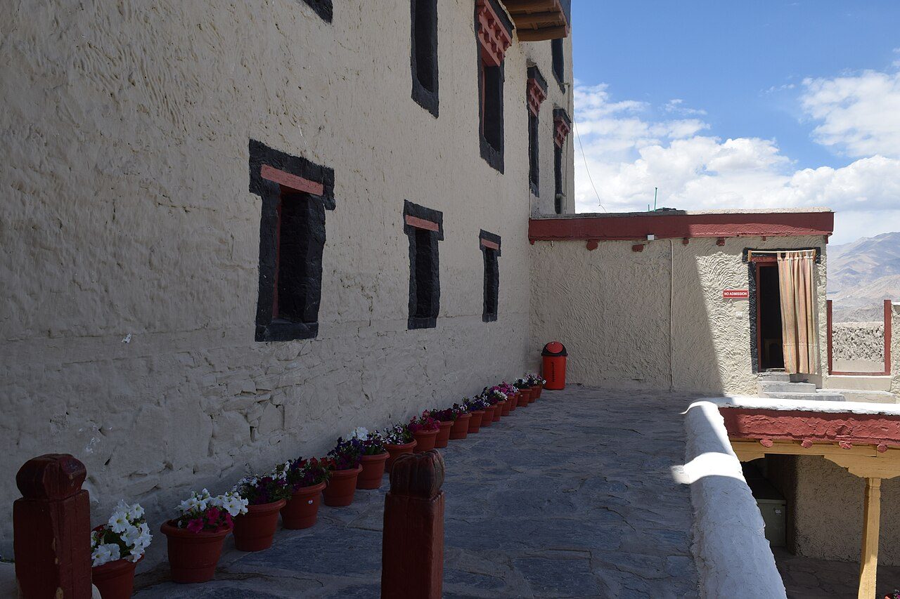 Stok Palace