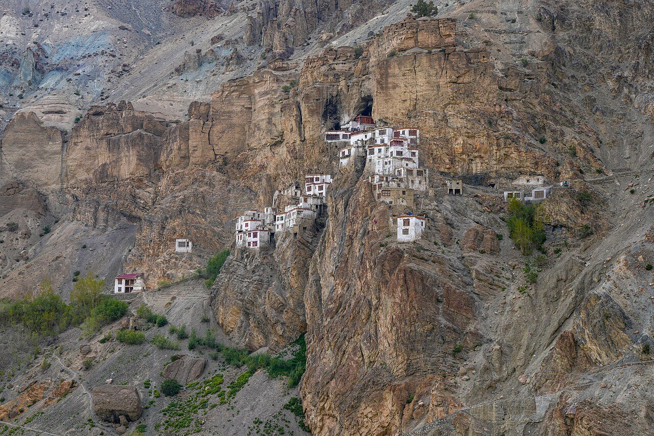 Zanskar and Kargil in 4 Days: Rangdum, Karsha and Phugtal