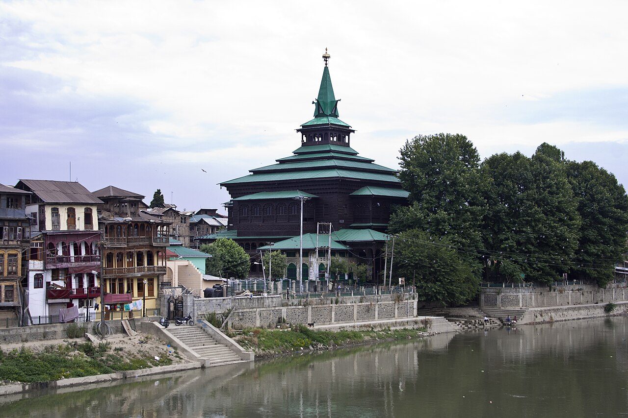 Khanqah-e-Moula