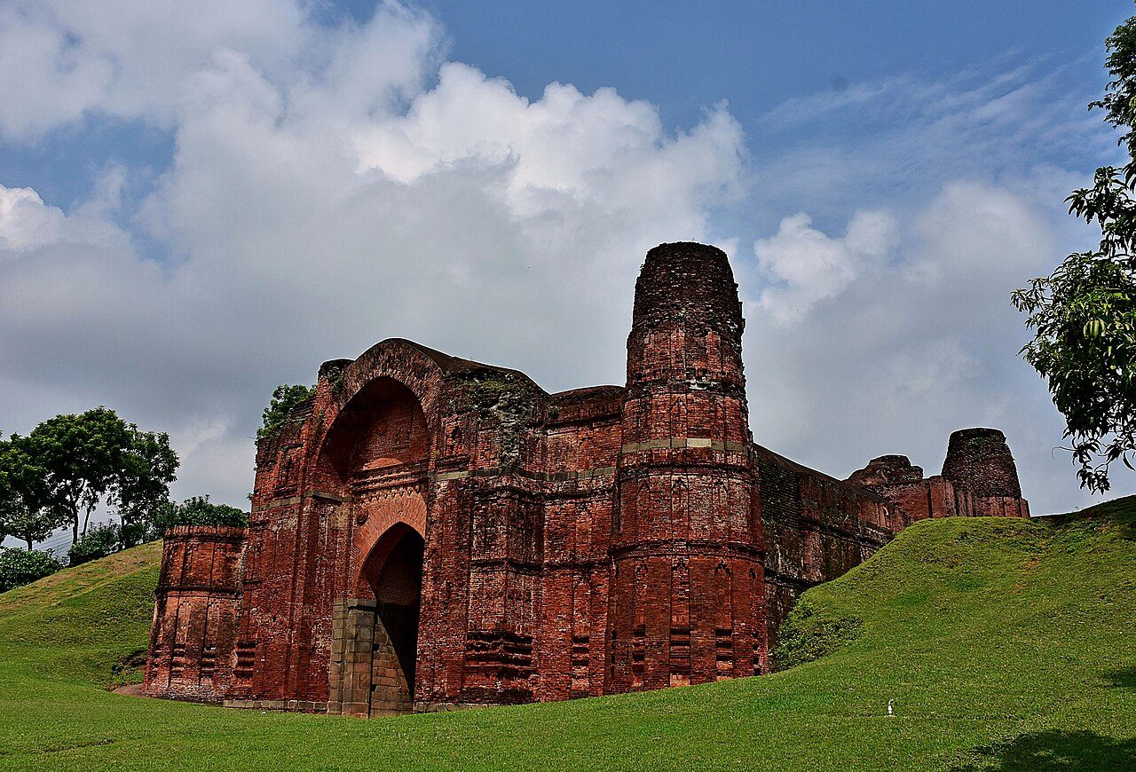 Dakhil Darwaza