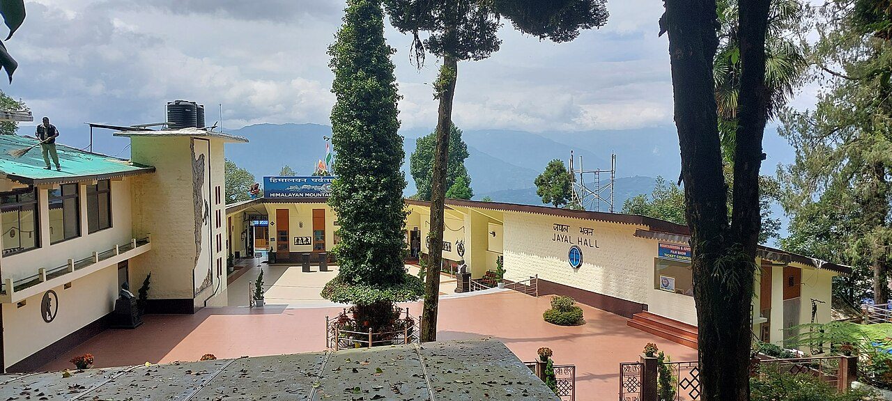 Himalayan Mountaineering Institute