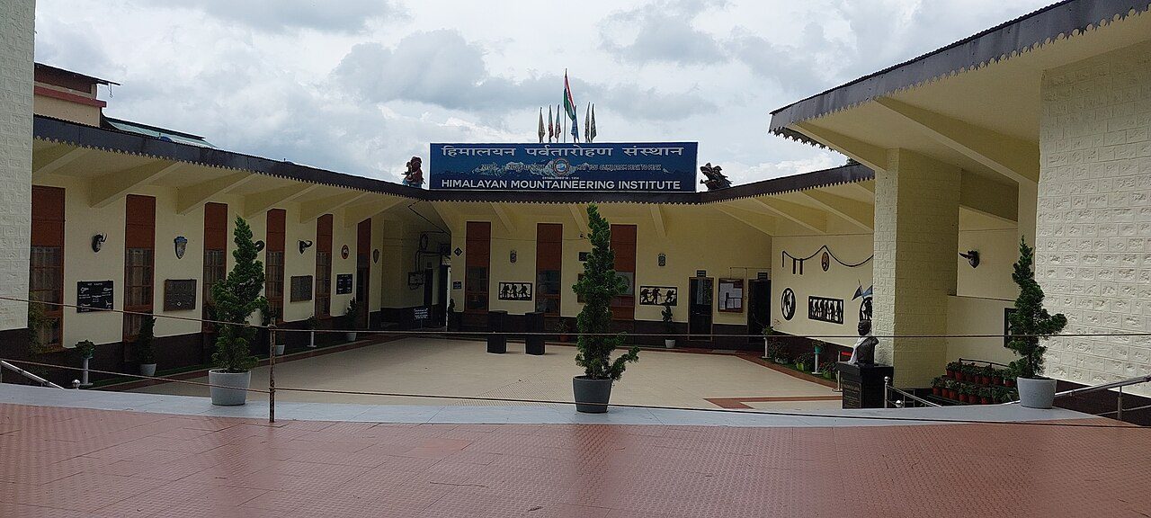 Himalayan Mountaineering Institute