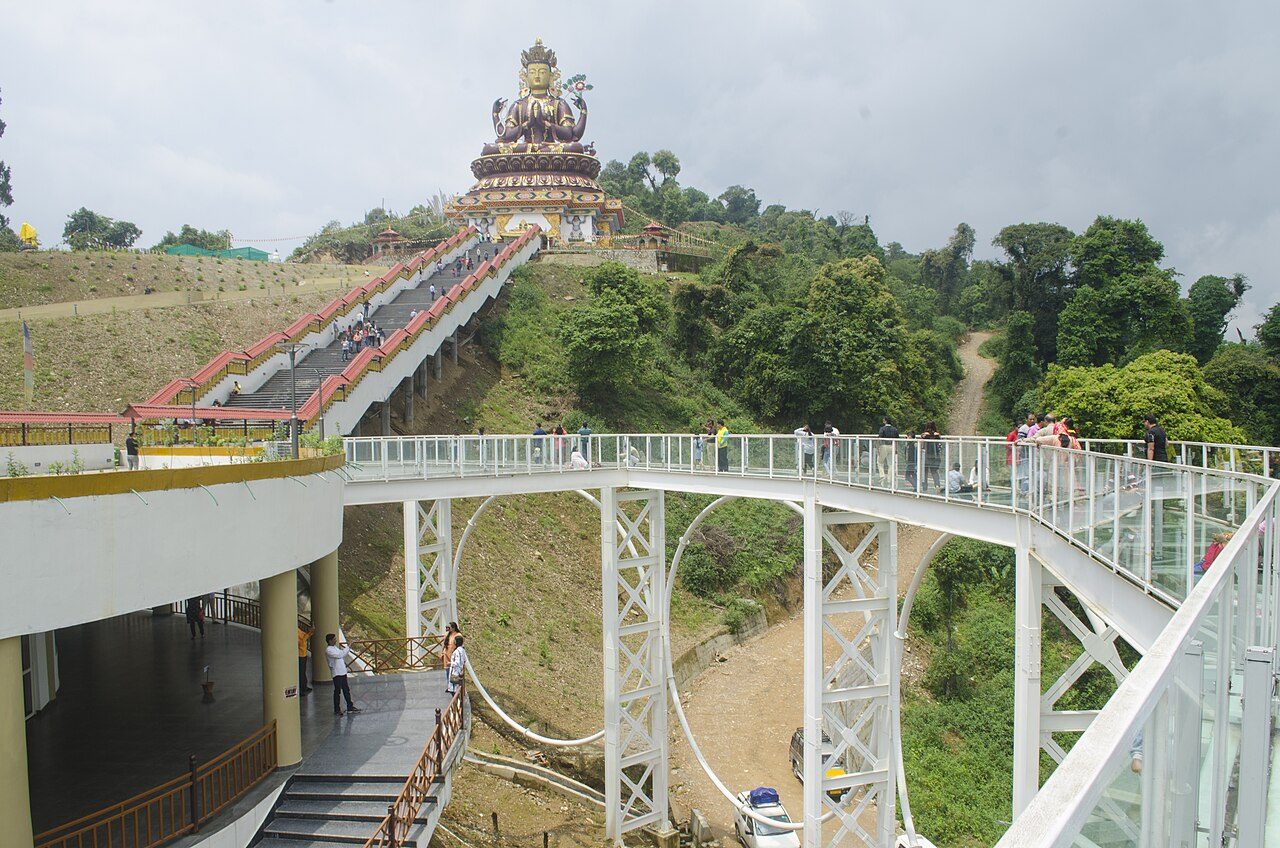 Chenrezig Statue and Skywalk Pelling