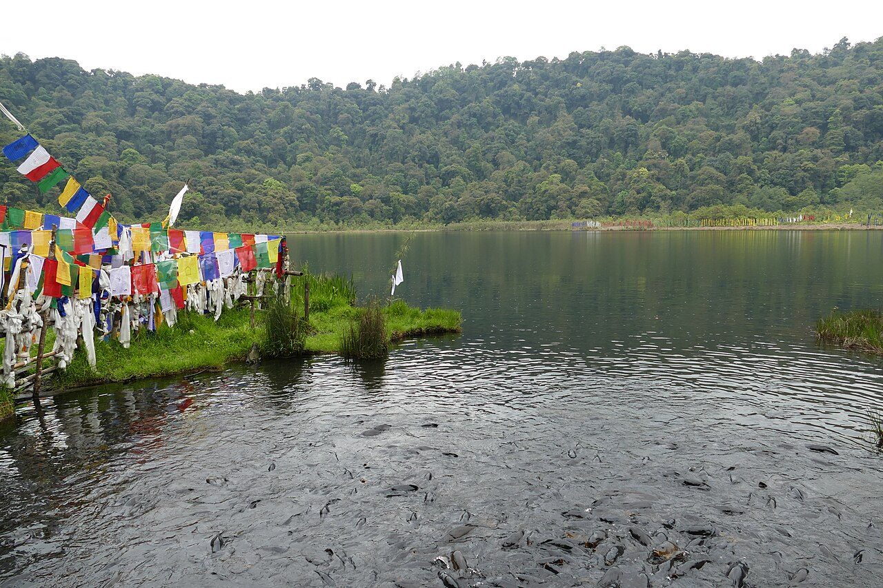 Khecheopalri Lake