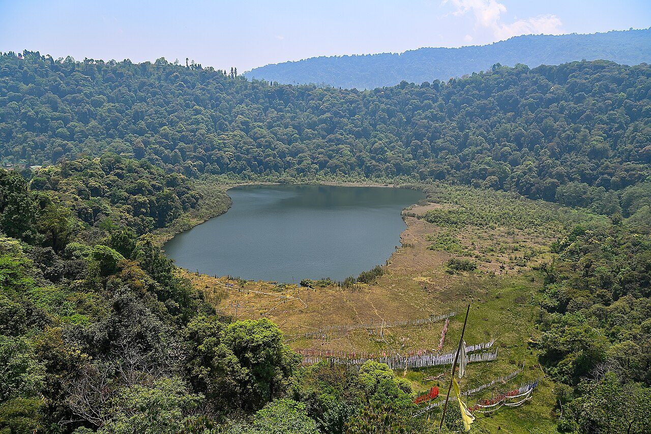 Khecheopalri Lake