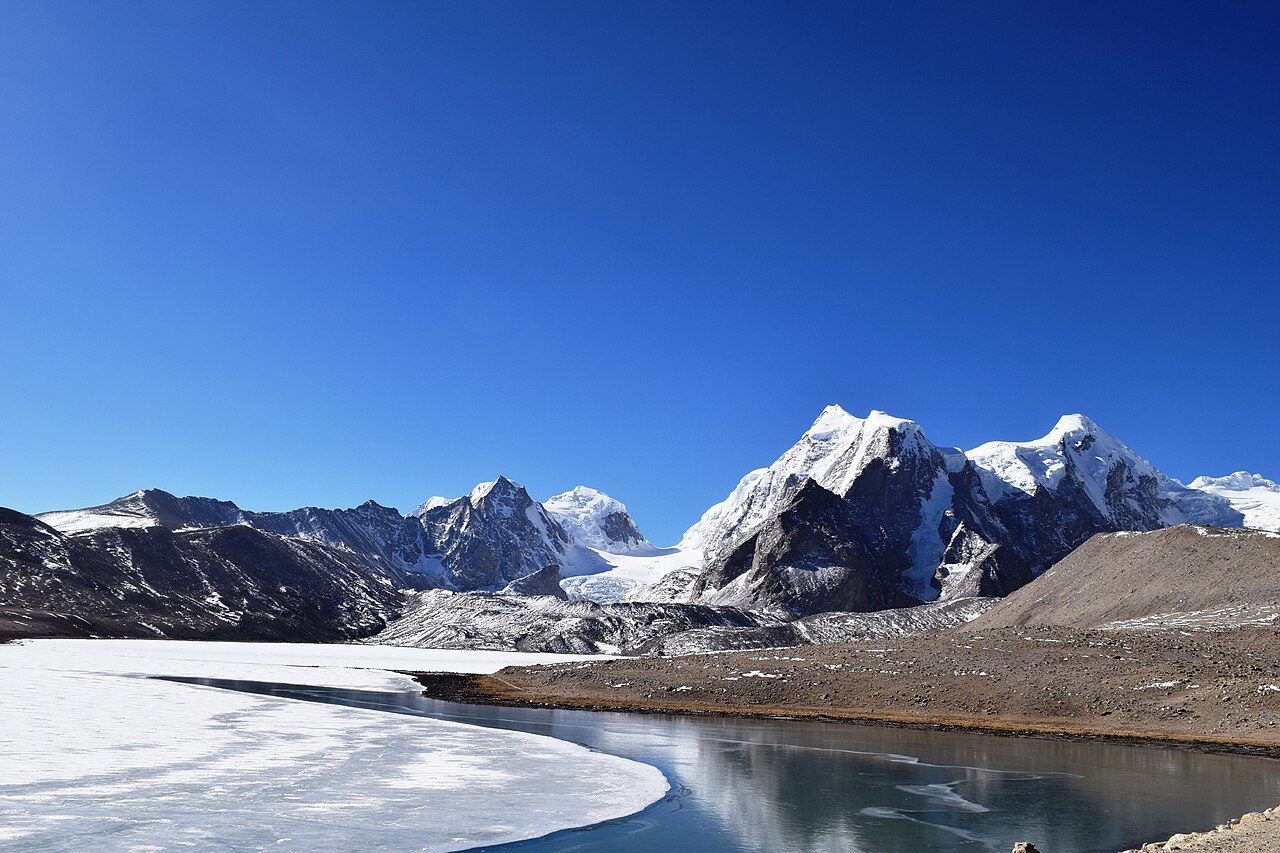 Gurudongmar Lake