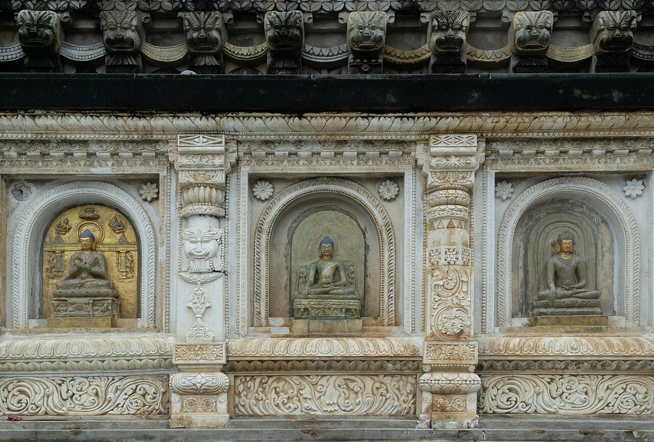 Buddhist Bihar in 4 Days: Bodh Gaya, Rajgir, Nalanda, Vaishali and Kesaria