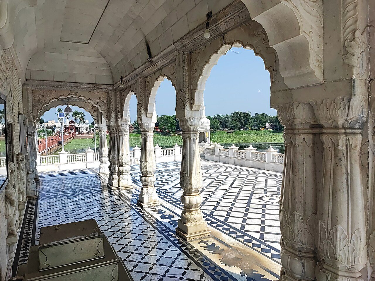 Pawapuri Jal Mandir