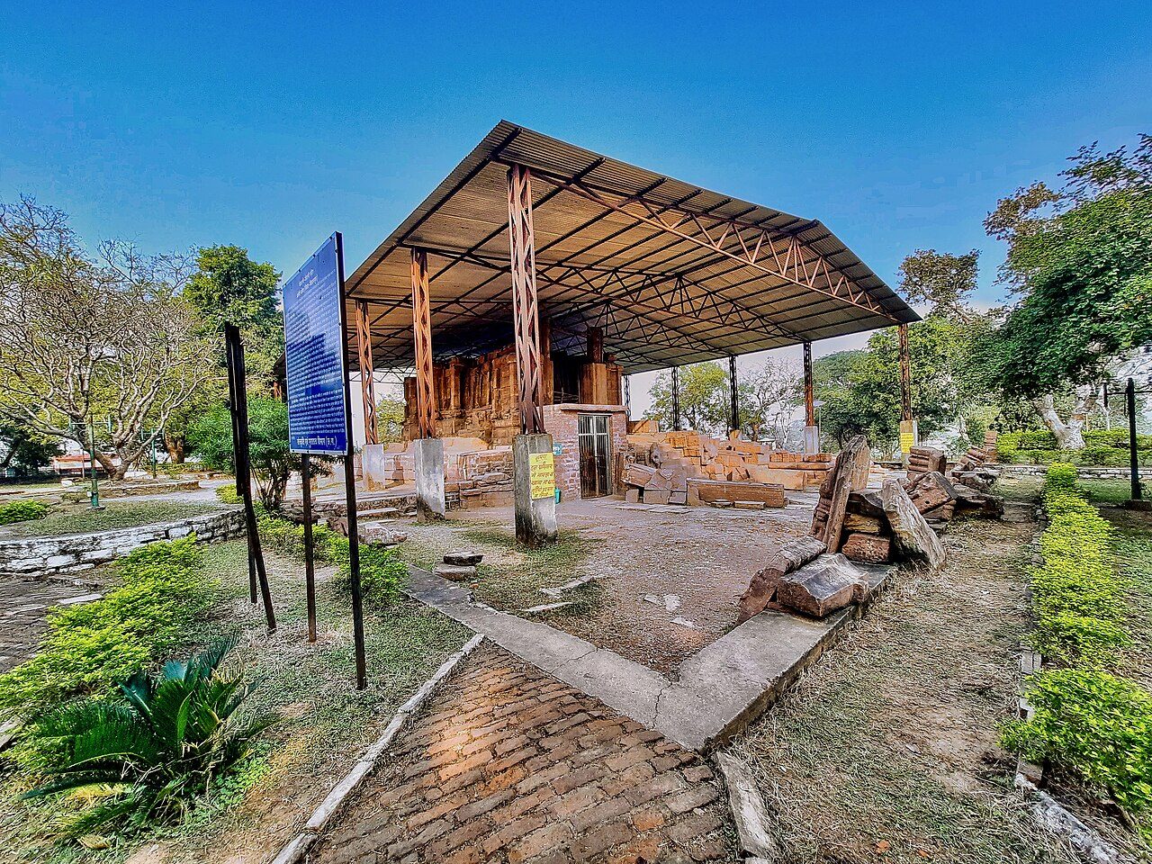 Tala Devrani Jethani Temples