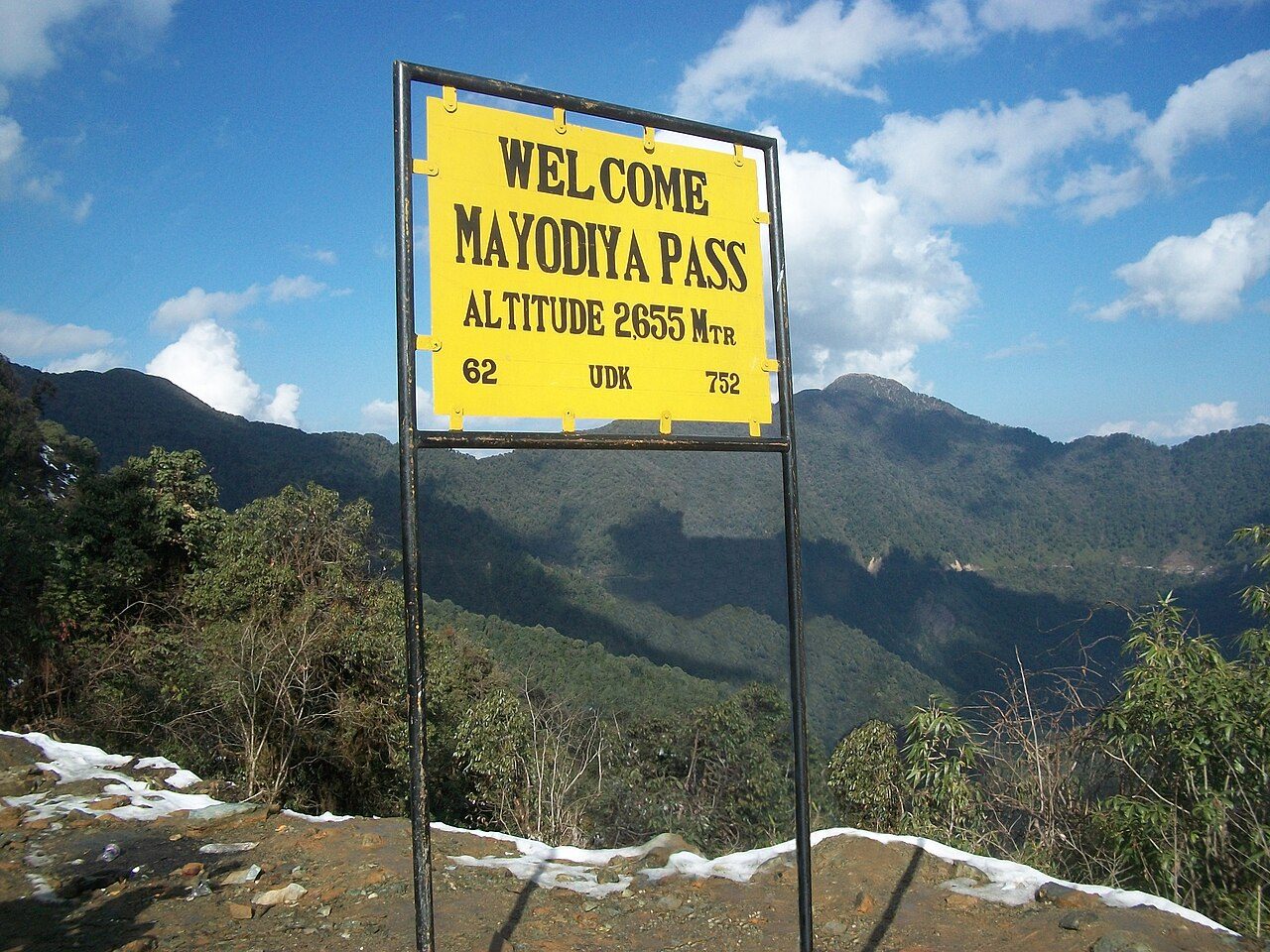 Mayudia Pass
