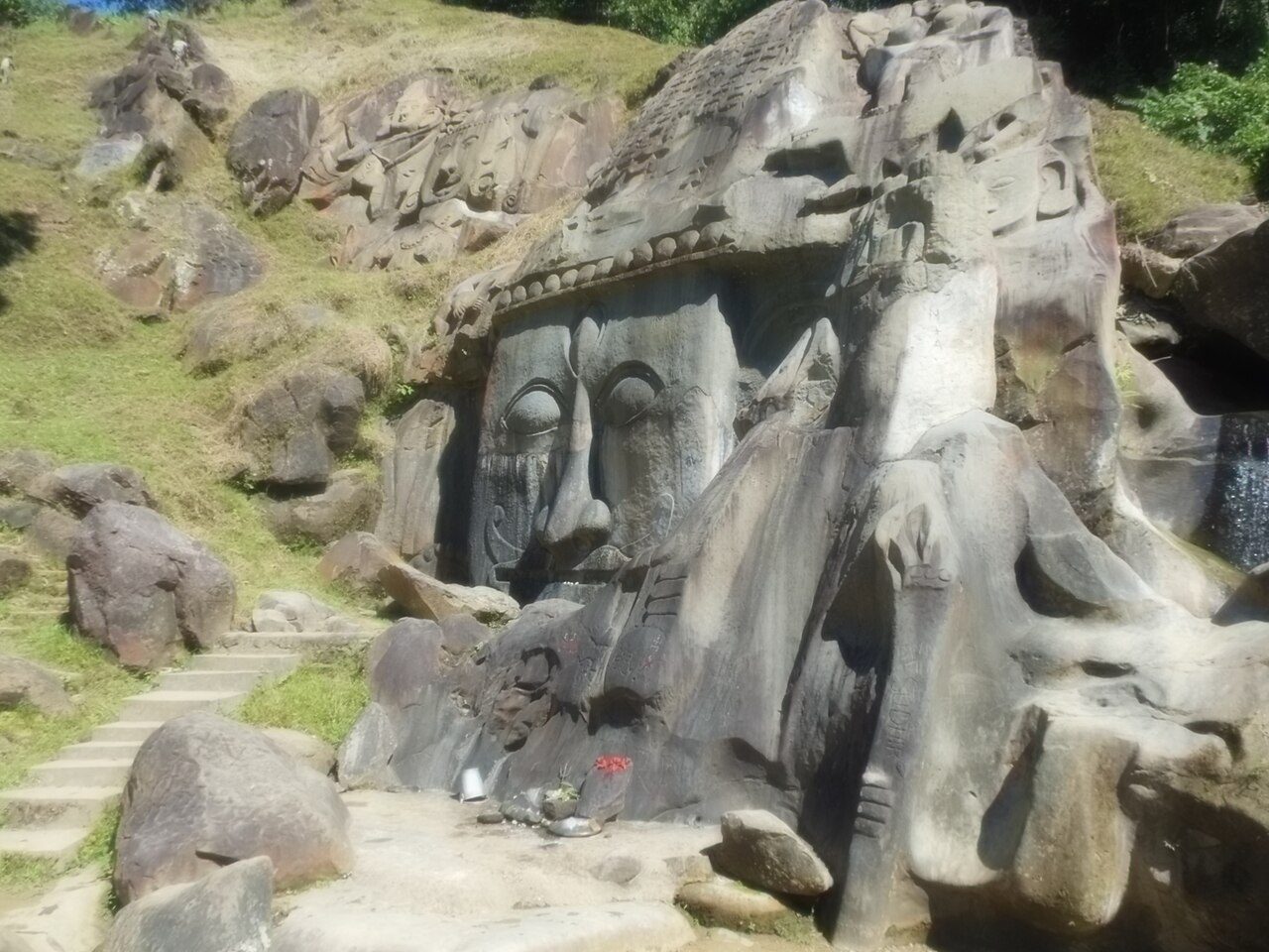 Unakoti