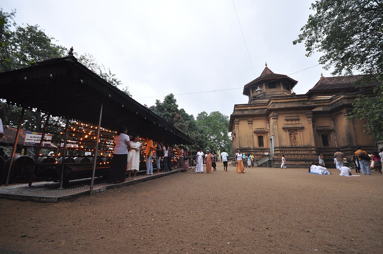 Kelaniya Raja Maha Vihara