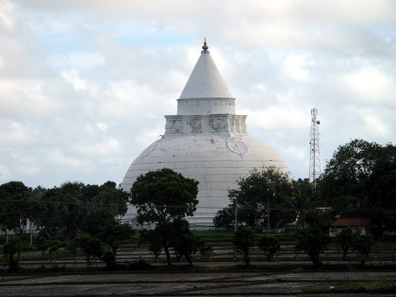 Tissamaharama Raja Maha Vihara