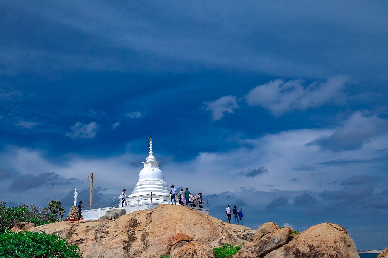 Kirinda Temple