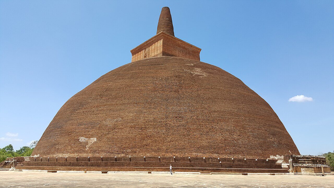 Abhayagiri Dagoba
