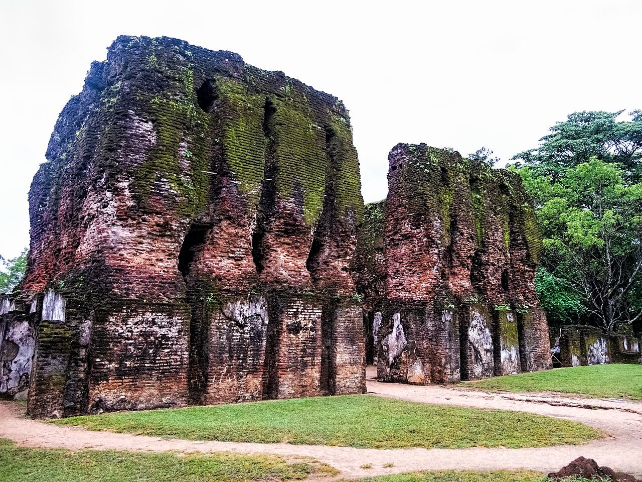 Royal Palace of Parakramabahu