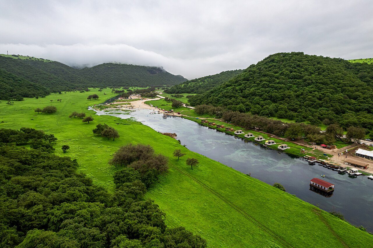 Salalah and Dhofar in 4 Days: Frankincense, Wadis and the Khareef