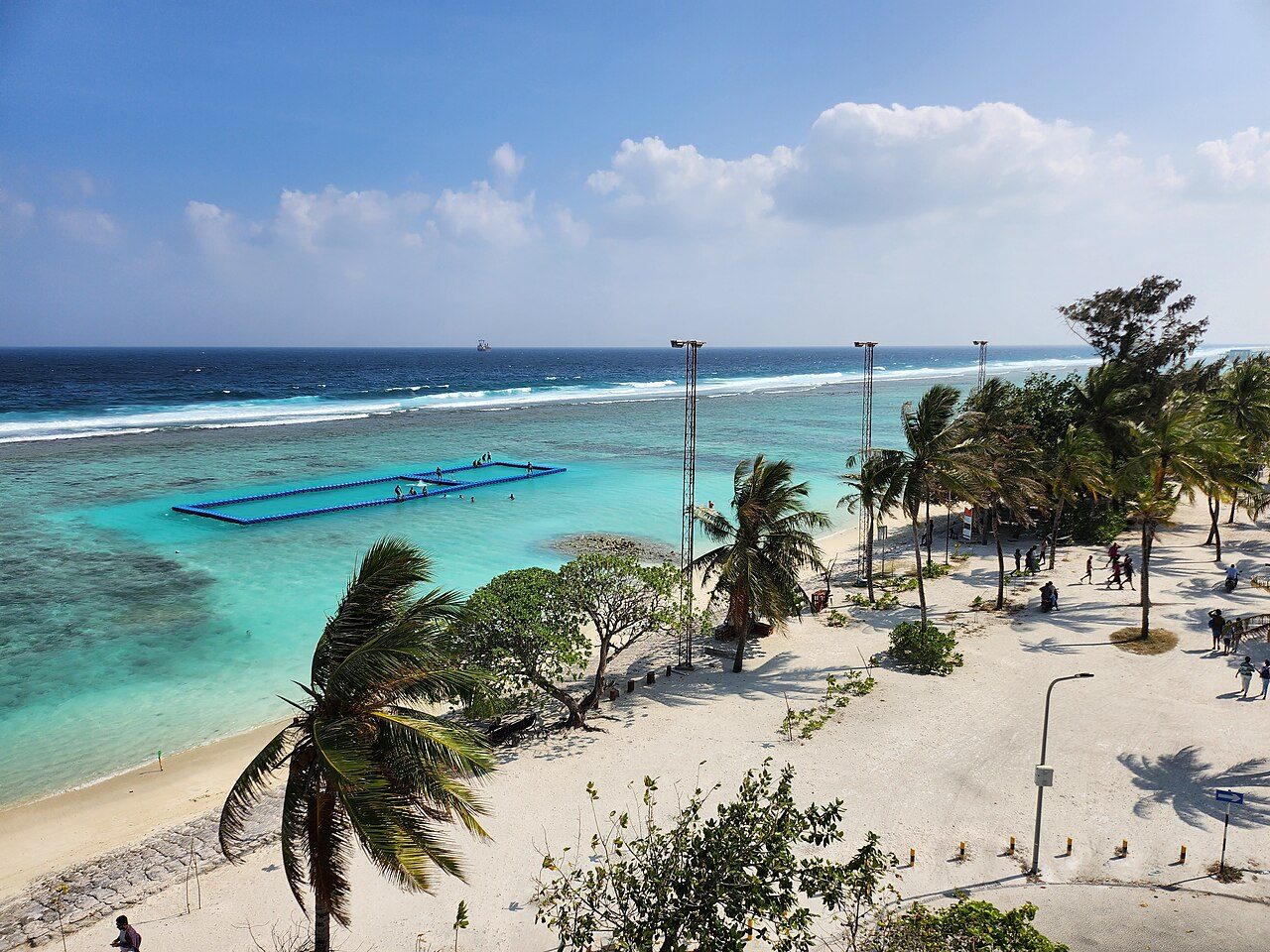 Hulhumalé Beach