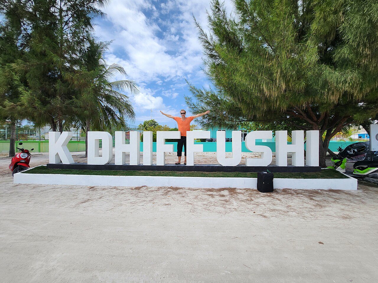 Dhiffushi