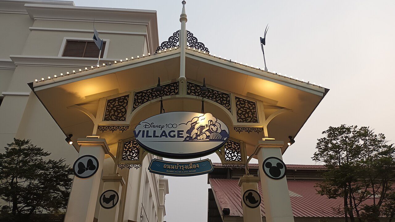 Asiatique The Riverfront