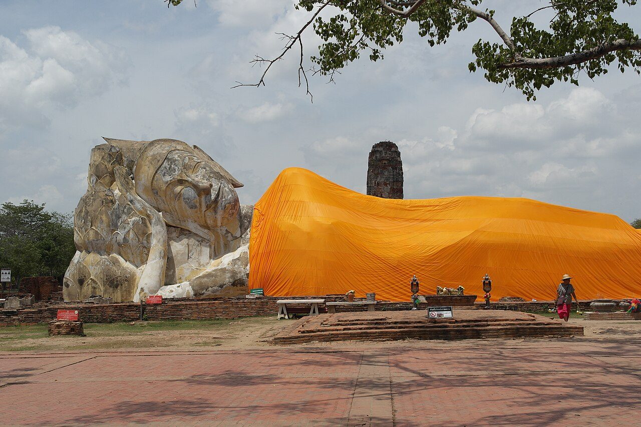 Wat Lokayasutharam
