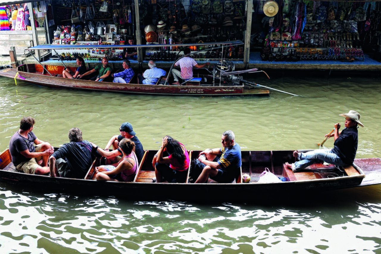 Damnoen Saduak Floating Market