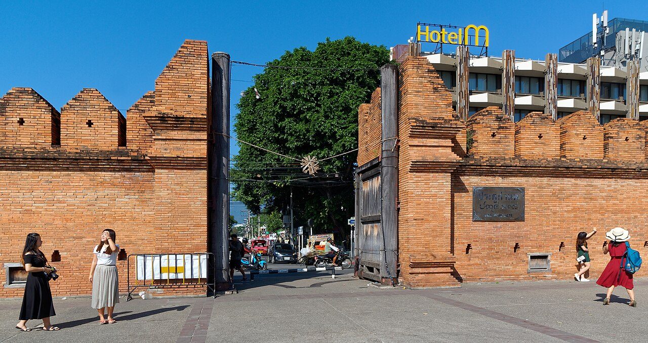 Tha Phae Gate