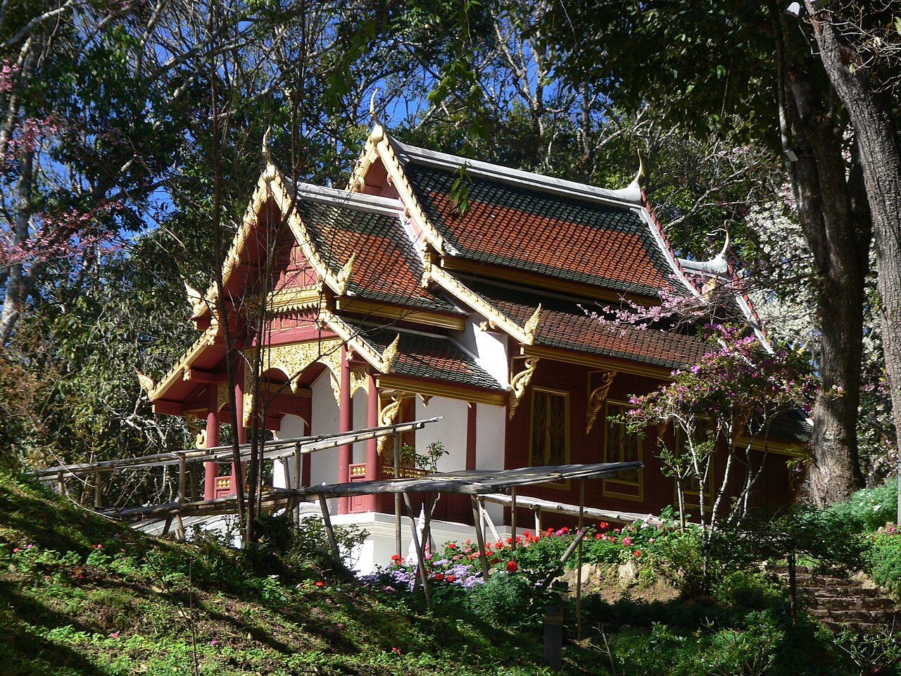 Bhubing Palace