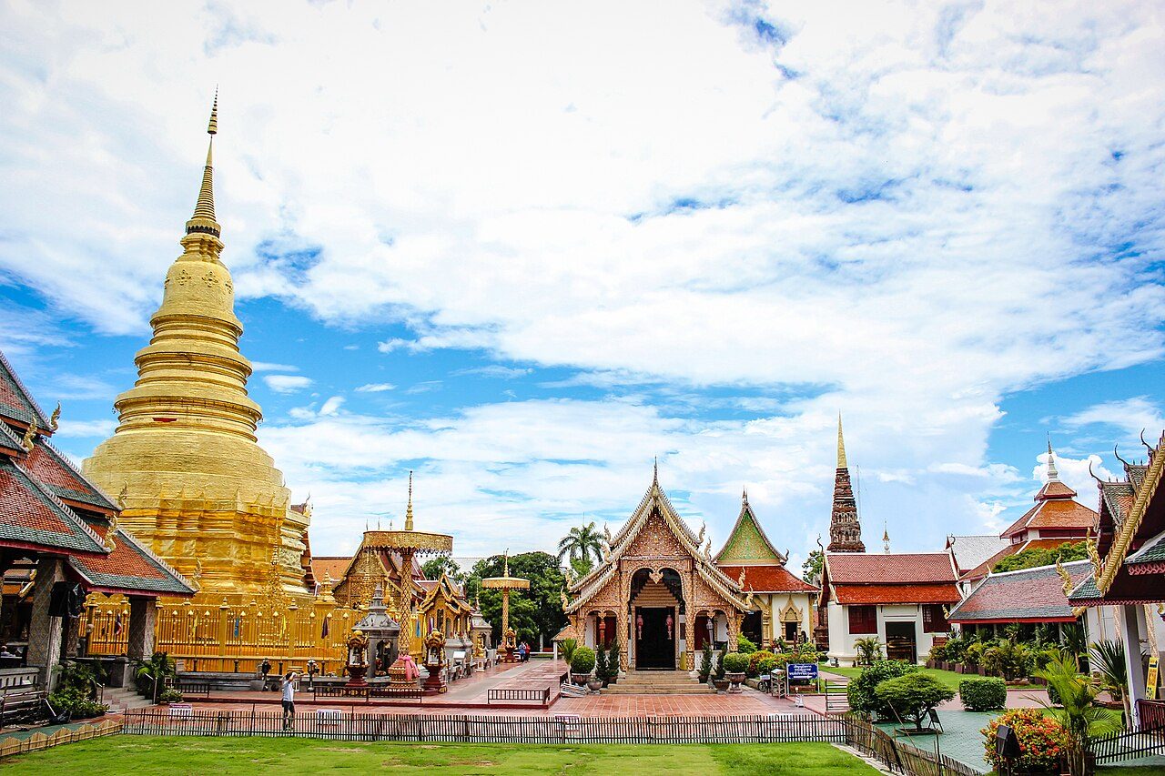 Wat Phra That Hariphunchai