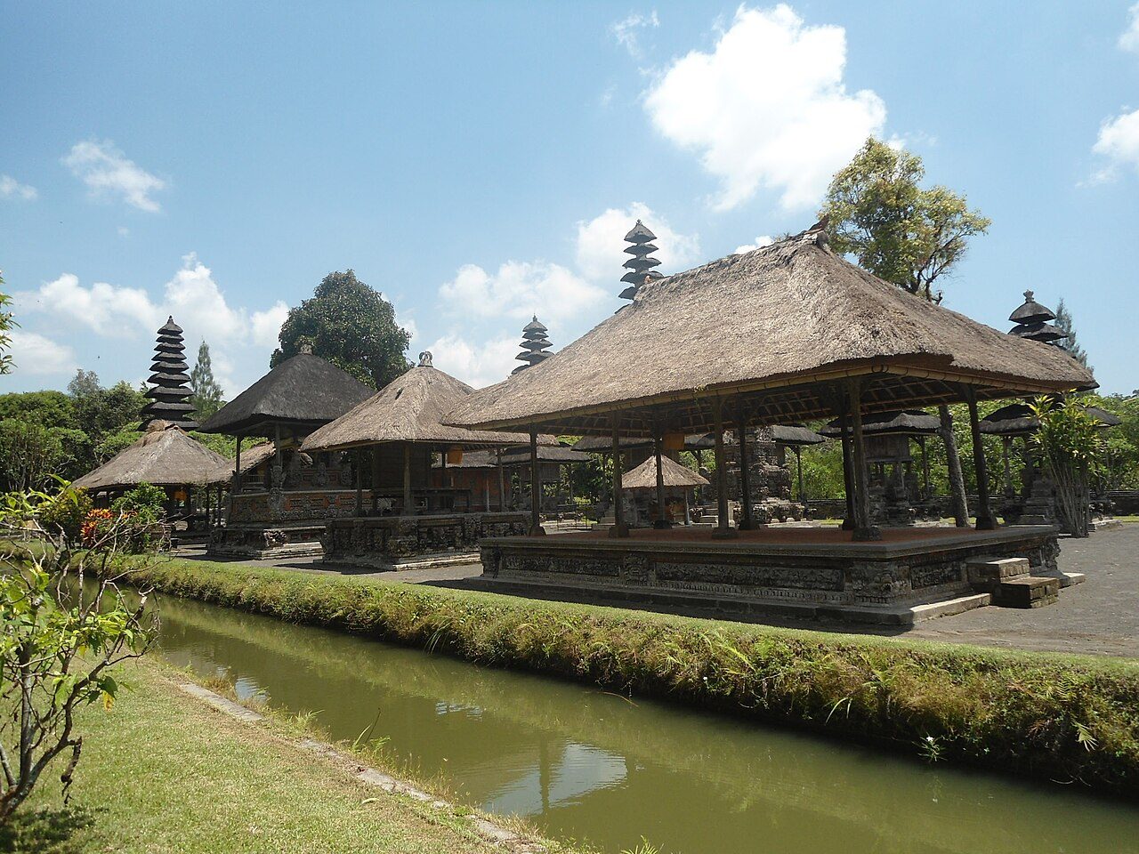 Taman Ayun Temple