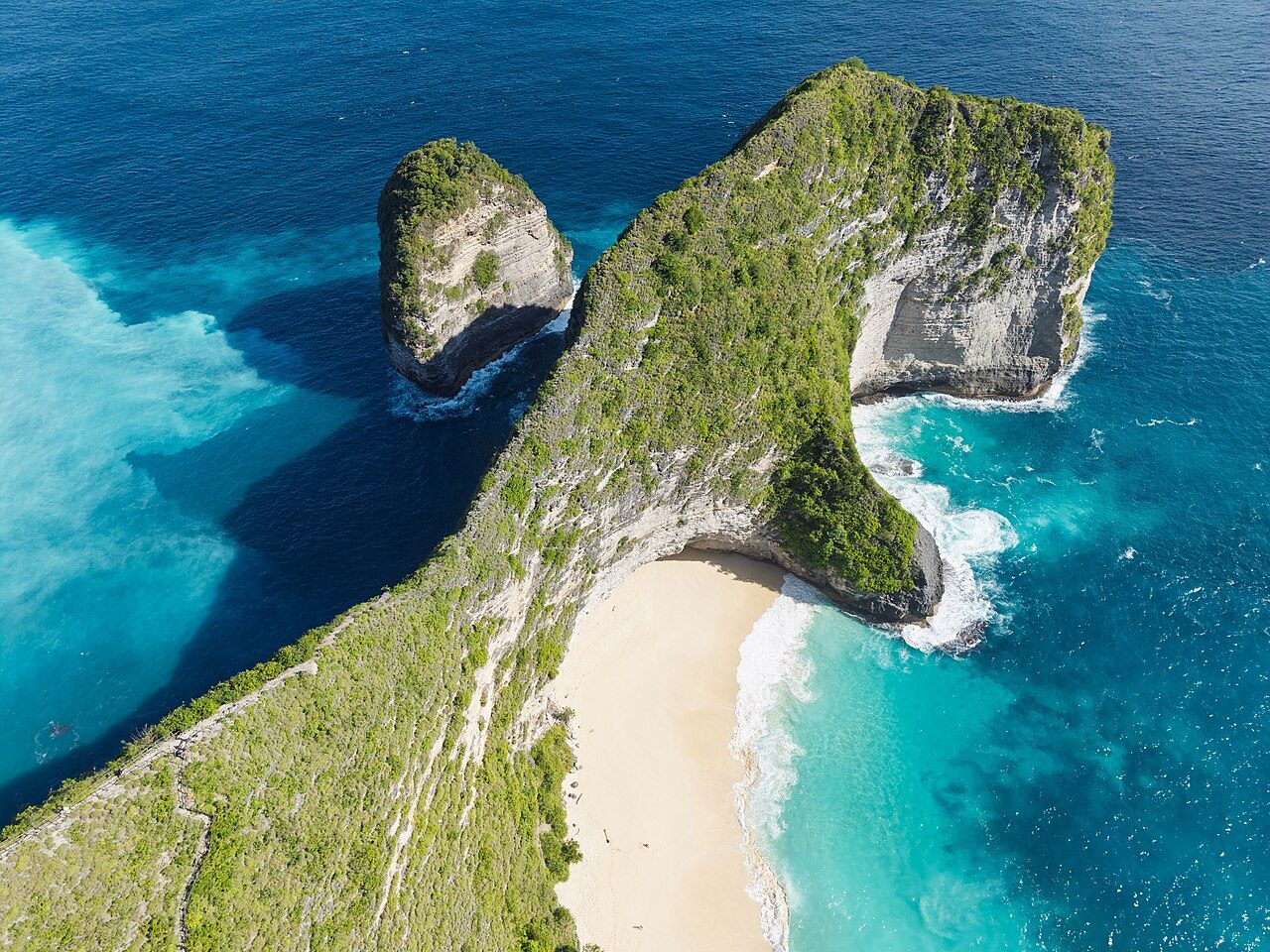 Kelingking Beach